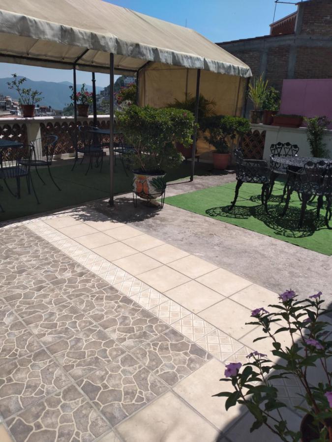 Hotel Las Palomas แท็กซ์โก เด อลาร์คอน ภายนอก รูปภาพ