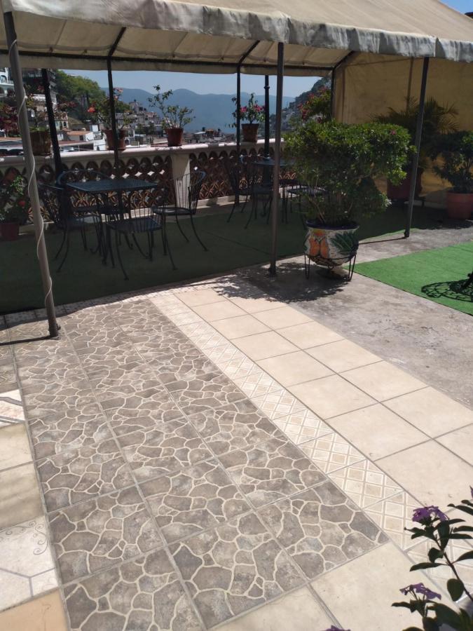 Hotel Las Palomas แท็กซ์โก เด อลาร์คอน ภายนอก รูปภาพ